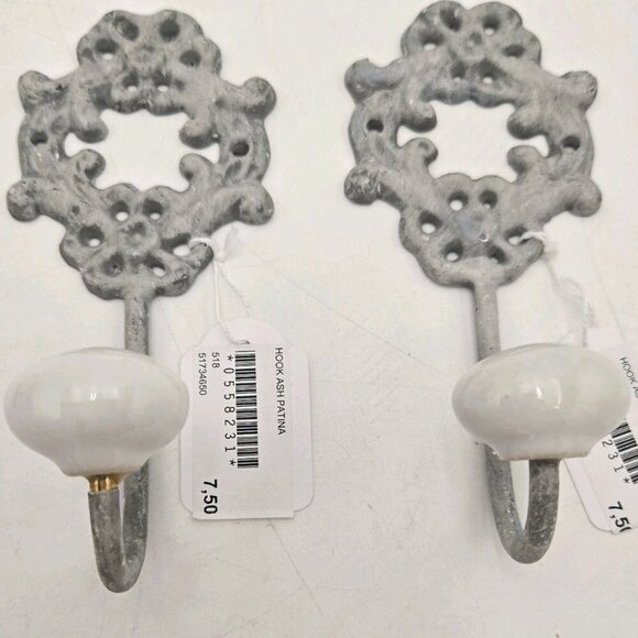 Vintage Cast Iron Wall Hooks with Ceramic Tip Rustic Ash Patina Coat Hat Hanger - Picture 4 of 11